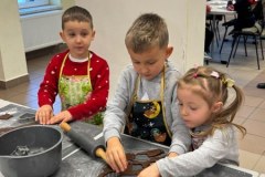 594130248_1320052746589262_2007356852473094266_n_450x600