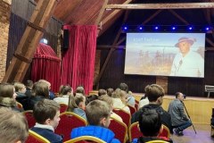 575169436_1296720655589138_3009217522248530903_n_450x600