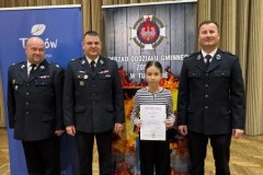 649492157_1396261918968344_1089239635668586558_n_450x600