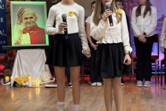 573033472_1291440642783806_8229814848595540974_n_450x600