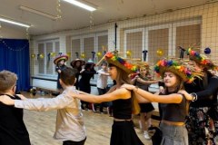 621996516_1360924332502103_3429742727442656360_n_450x600